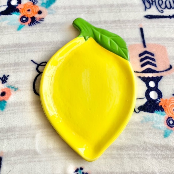 Other - 1 LEFT! 🍋 Ceramic Yellow Lemon Kitchen Spoon Rest